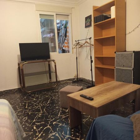 Habitaciones Comodas กันดิอา ภายนอก รูปภาพ